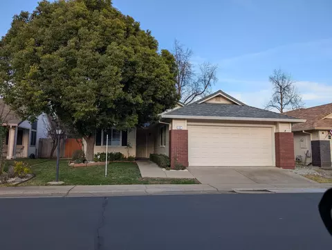 137 Yolla Bolly Trl, Redding, CA 96003
