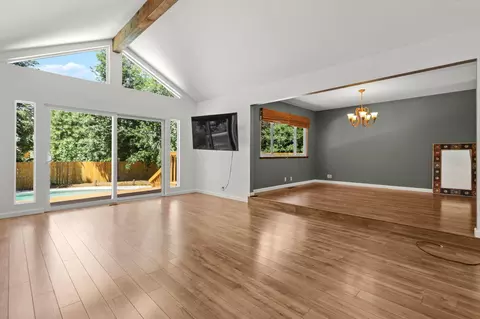 Living - 3012 Monte Bello Dr, Redding, CA 96001 photo 1 of 10