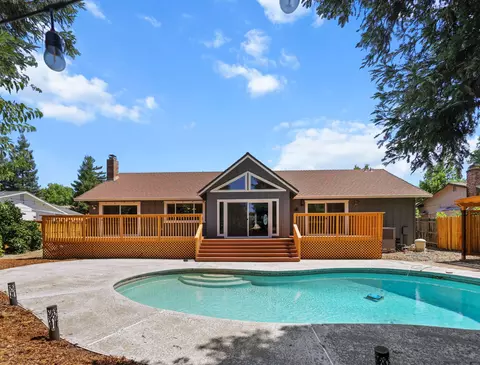 Exterior - 3012 Monte Bello Dr, Redding, CA 96001 photo 5 of 14