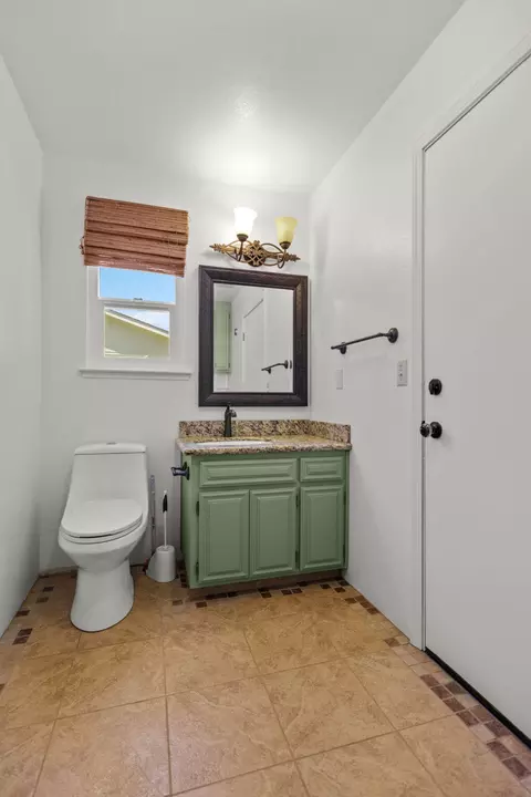 Bath - 3012 Monte Bello Dr, Redding, CA 96001 photo 6 of 6