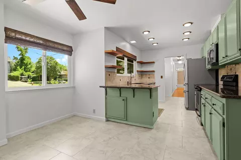 Kitchen - 3012 Monte Bello Dr, Redding, CA 96001 photo 1 of 5