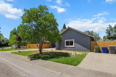 Exterior - 3012 Monte Bello Dr, Redding, CA 96001 photo 13 of 14