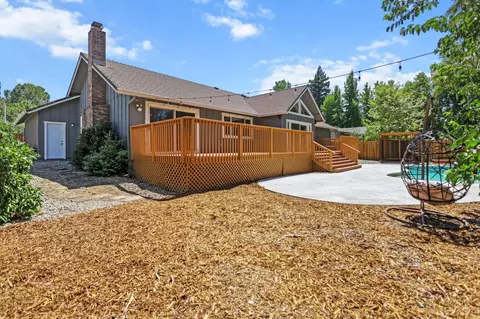 Exterior - 3012 Monte Bello Dr, Redding, CA 96001 photo 9 of 14
