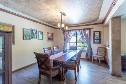 Dining - 16201 Plateau Cir, Redding, CA 96001 photo 2 of 3