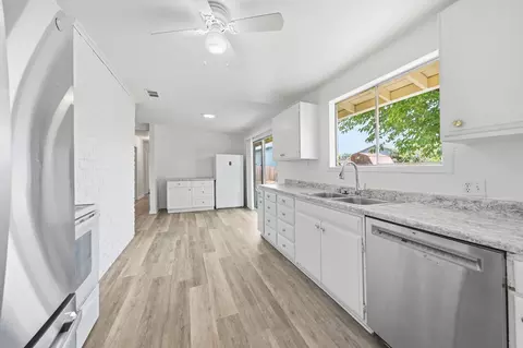 851 Lake Blvd, Redding, CA 96003 photo 10