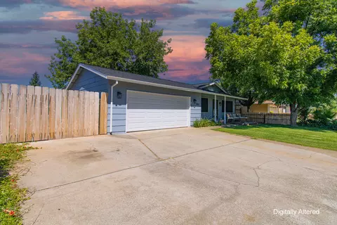 Exterior - 3592 Capricorn Way, Redding, CA 96002 photo 8 of 10