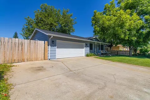 Exterior - 3592 Capricorn Way, Redding, CA 96002 photo 9 of 10