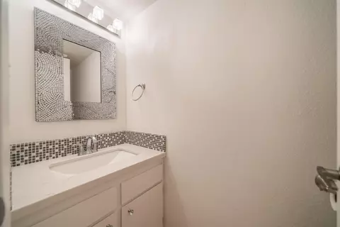 1930 Bechelli Ln, Redding, CA 96002 photo 4