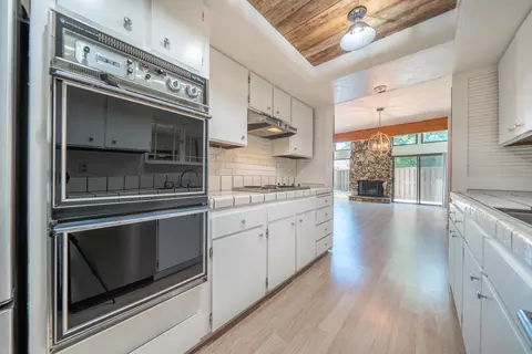 1930 Bechelli Ln, Redding, CA 96002 photo 9