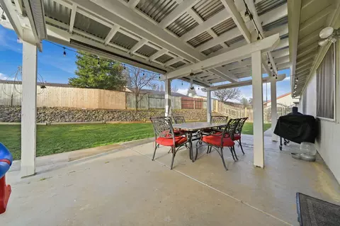 Exterior - 1280 Southpointe Dr, Red Bluff, CA 96080 photo 4 of 4