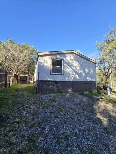 14769 Hill Vista Ct, Redding, CA 96003 photo 4