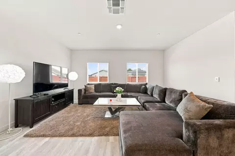 Living - 3040 Renault Ct, Redding, CA 96002 photo 2 of 2