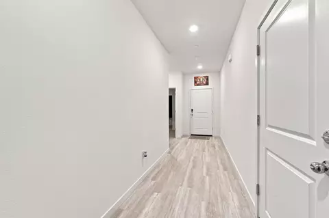 Entry Way - 3040 Renault Ct, Redding, CA 96002 photo 1 of 1