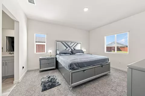 Bedroom - 3040 Renault Ct, Redding, CA 96002 photo 1 of 6