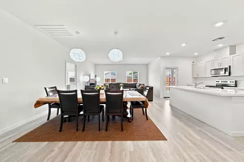 Dining - 3040 Renault Ct, Redding, CA 96002 photo 2 of 3