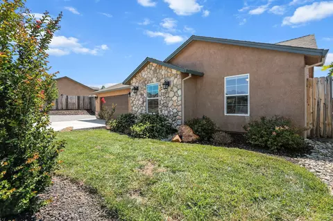 Exterior - 1265 Yacht Ct, Redding, CA 96003 photo 24 of 24
