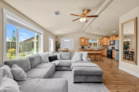 Other - 1265 Yacht Ct, Redding, CA 96003 photo 10 of 18