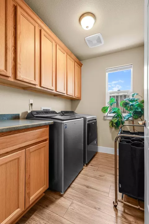 Other - 1265 Yacht Ct, Redding, CA 96003 photo 2 of 18
