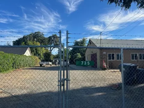 735 Reeds Ave, Red Bluff, CA 96080 photo 37