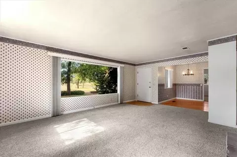 Living - 330 Belle Mill Rd, Red Bluff, CA 96080 photo 5 of 6