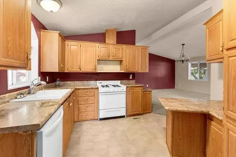 320 Belle Mill Rd, Red Bluff, CA 96080 photo 11