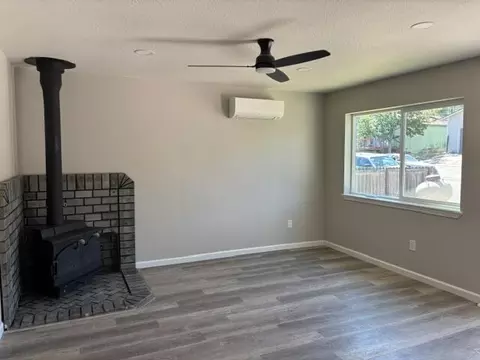 Living - 21 3rd Ave, Lewiston, CA 96052 photo 2 of 3