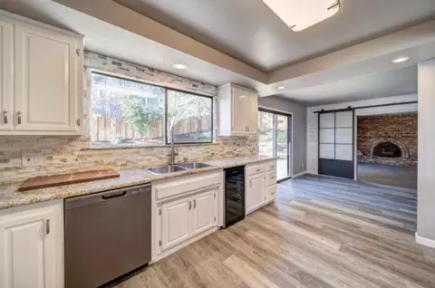 Kitchen - 3701 Cal Ore Dr, Redding, CA 96001 photo 1 of 2