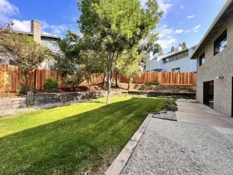 Exterior - 3701 Cal Ore Dr, Redding, CA 96001 photo 6 of 8