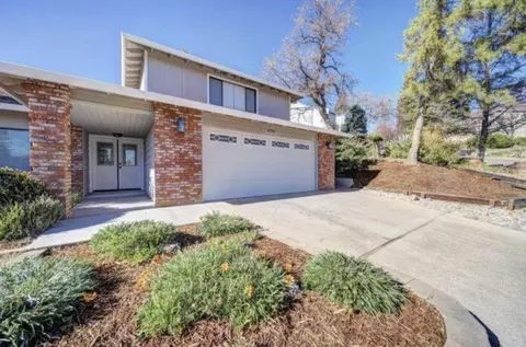 3701 Cal Ore Dr, Redding, CA 96001