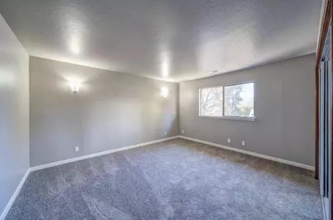 Bedroom - 3701 Cal Ore Dr, Redding, CA 96001 photo 3 of 4