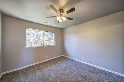 Bedroom - 3701 Cal Ore Dr, Redding, CA 96001 photo 2 of 4