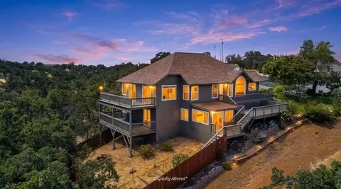 19401 Little Valley Dr, Cottonwood, CA 96022