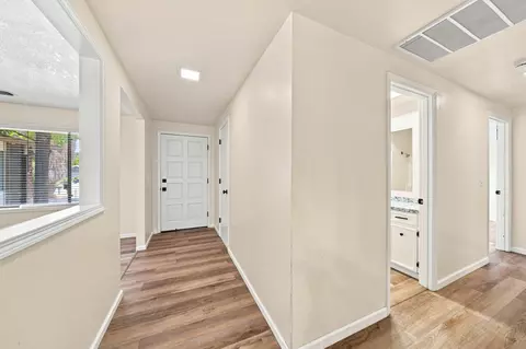 Entry Way - 1134 Ruthie Ln, Redding, CA 96002 photo 1 of 1