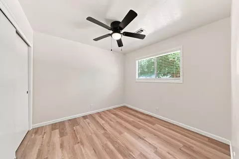 Bedroom - 1134 Ruthie Ln, Redding, CA 96002 photo 4 of 4