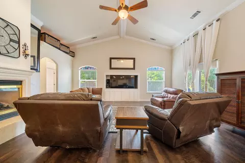 Living - 2002 Cilantro Dr, Redding, CA 96003 photo 1 of 2