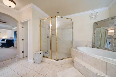 Bath - 2002 Cilantro Dr, Redding, CA 96003 photo 2 of 4