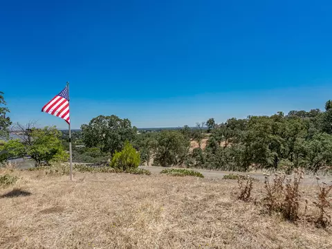 View/Area - 22370 Lariat Ln, Red Bluff, CA 96080 photo 1 of 5