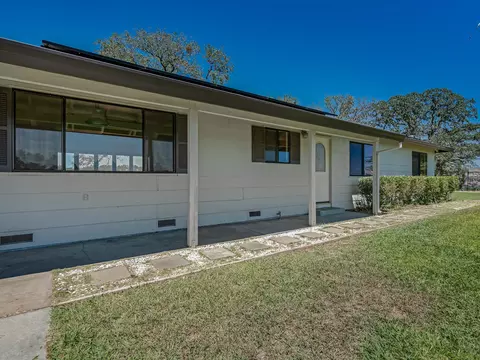Exterior - 22370 Lariat Ln, Red Bluff, CA 96080 photo 1 of 11