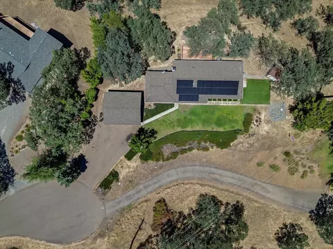 View/Area - 22370 Lariat Ln, Red Bluff, CA 96080 photo 3 of 5