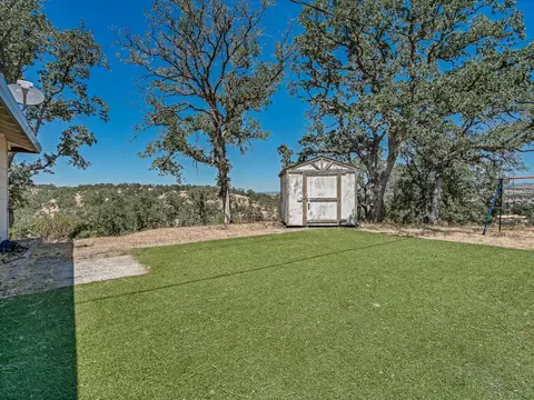 Exterior - 22370 Lariat Ln, Red Bluff, CA 96080 photo 3 of 11
