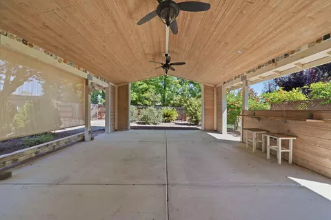 Exterior - 318 Woodhill Dr, Redding, CA 96003 photo 2 of 12
