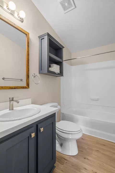 Bath - Undisclosed, Corning, CA 96021 photo 6 of 6