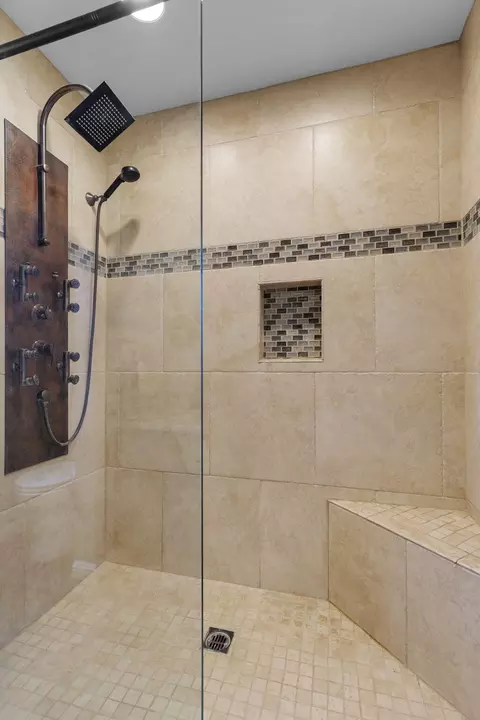 Bath - Undisclosed, Corning, CA 96021 photo 2 of 6