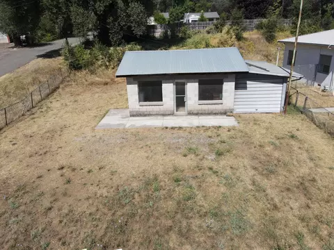 15194 Wonderland Blvd, Redding, CA 96003