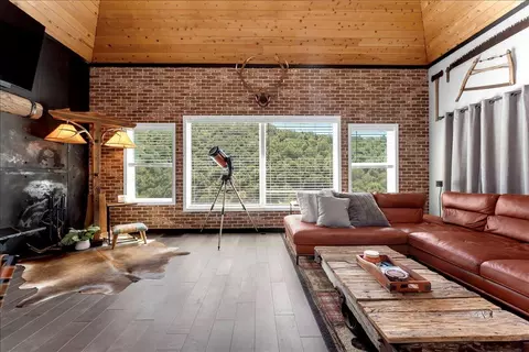 Living - 17038 Centrum Ln, Round Mountain, CA 96084 photo 1 of 4