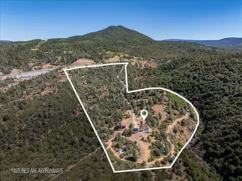 View/Area - 17038 Centrum Ln, Round Mountain, CA 96084 photo 2 of 8