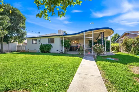 Exterior - 265 Kaer Ave, Red Bluff, CA 96080 photo 5 of 8