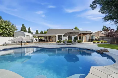 Exterior - 2983 Montana Sky Dr, Redding, CA 96002 photo 6 of 13