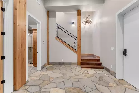 Entry Way - 8499 Simmons Rd, Redding, CA 96001 photo 1 of 1