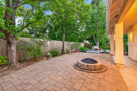 2426 Cumberland Dr, Redding, CA 96001 photo 18